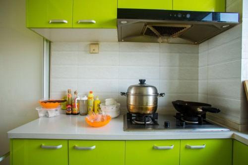 Циндао: Qingdao Golden Beach Ramble Beach Holiday Apartment
