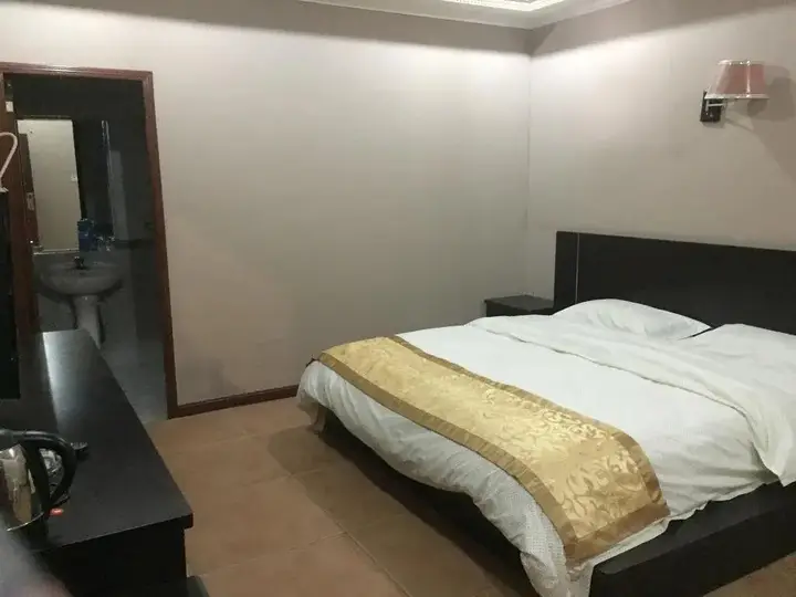 Циндао: Qingdao Huangjia Garden Business Hotel