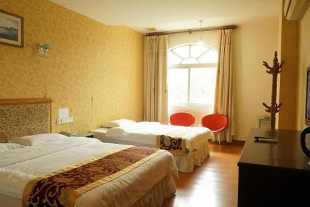 Дунгуань: 8 Inns Dongguan Qiaotou Branch