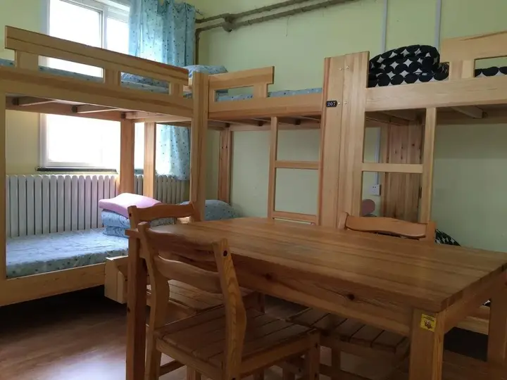 Циндао: We+Coffee Hostel