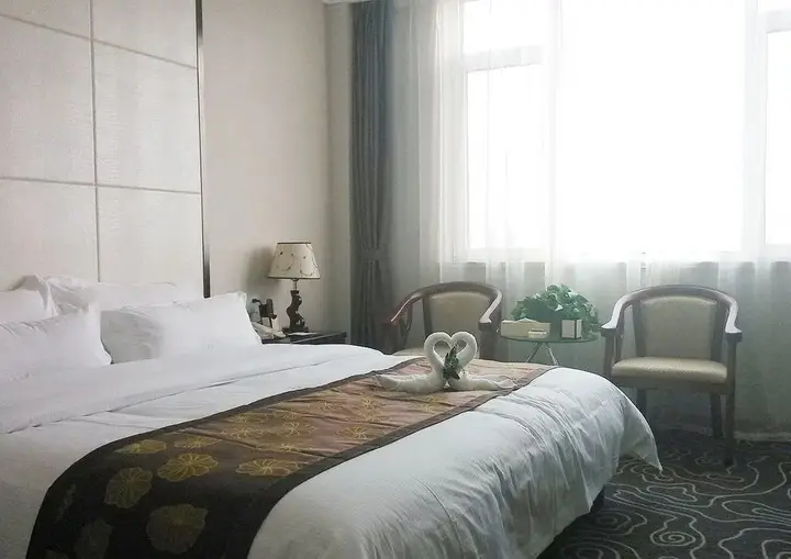 Циндао: Hongyuan International Hotel