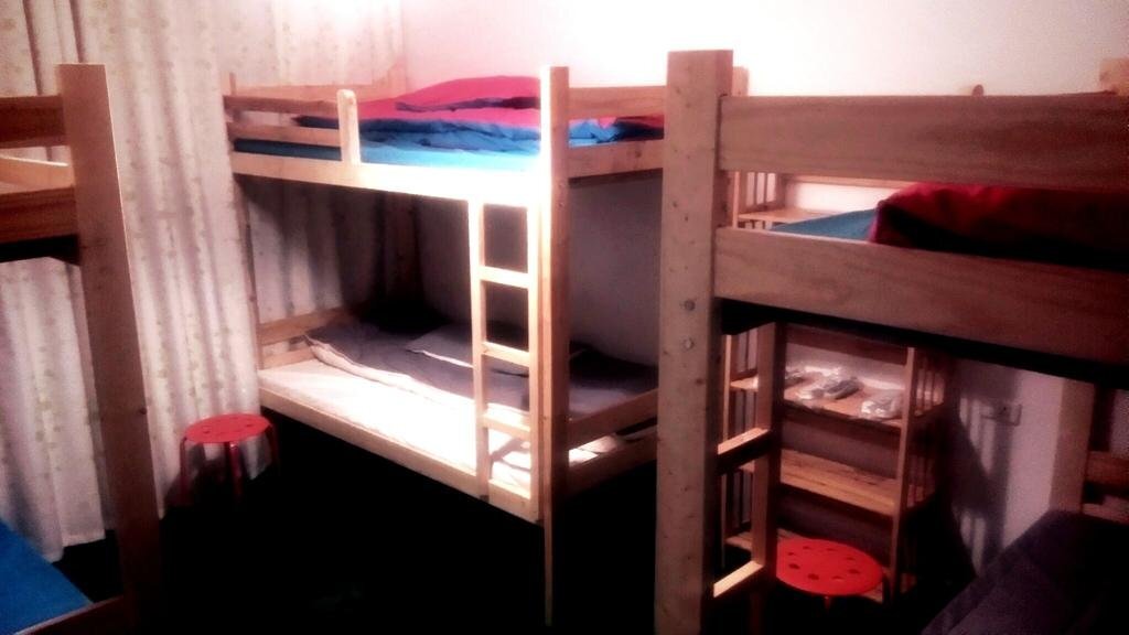 Цзиндэчжэнь: Jingpiaoer Weisu Hostel