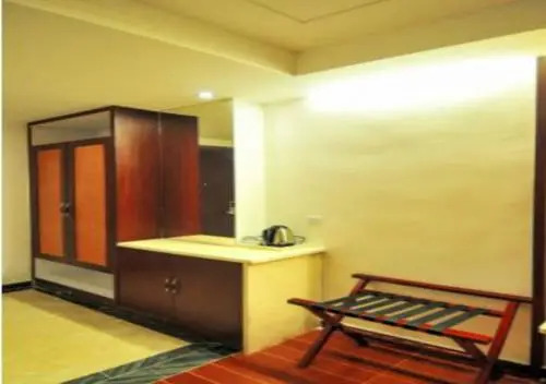 Санья: Chinese City Hotel