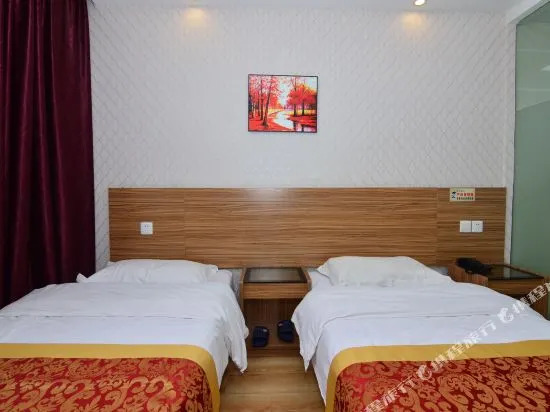 Циндао: Qingdao Huaxuan Hotel
