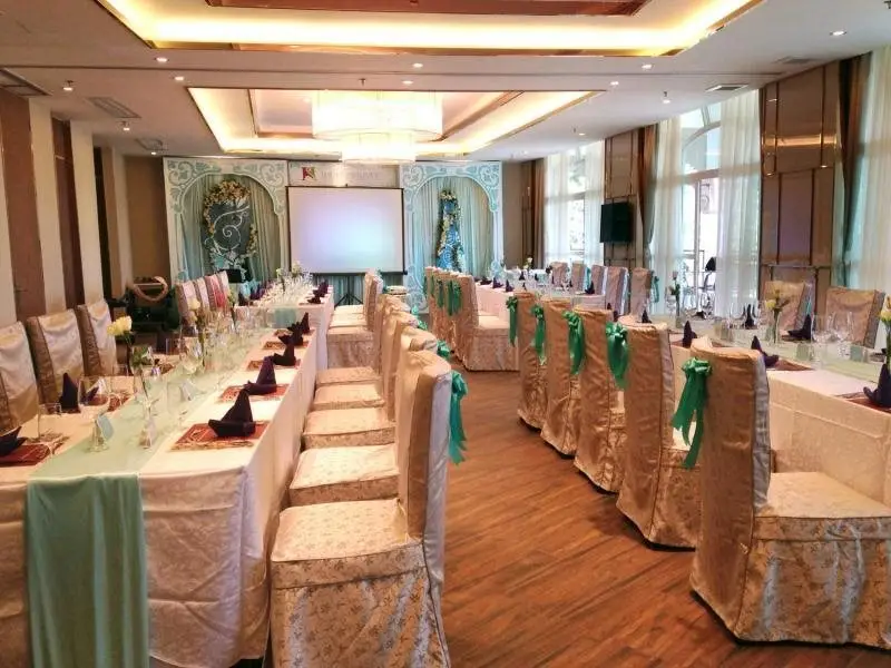 Фошань: Clifford Golden Lake Hotel