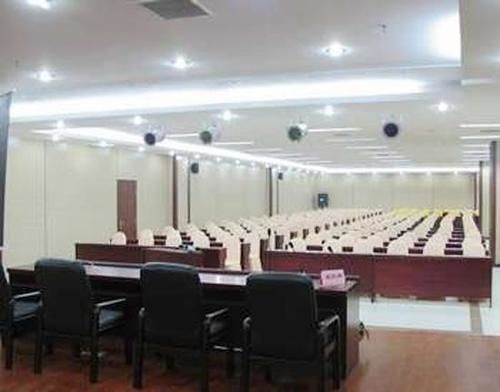 Циндао: Ti Yu Zhi Jia Hotel - Qingdao