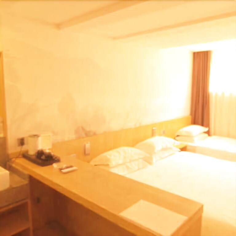Циндао: Junpin Coastal Hotel (Qingdao Railway Station Subway Station Zhanqiao Branch)