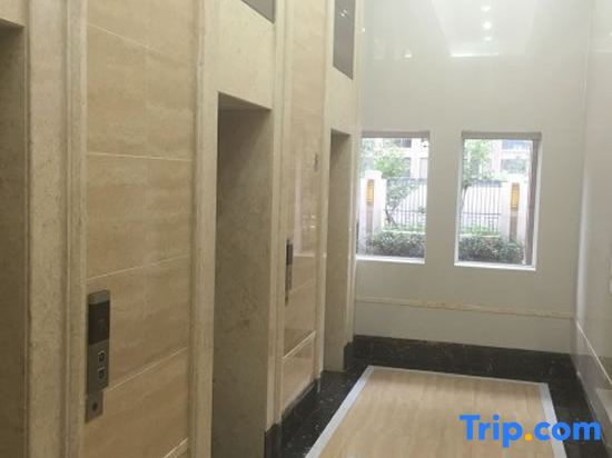 Циндао: Yanguitang Apartment Ziyuntai Branch