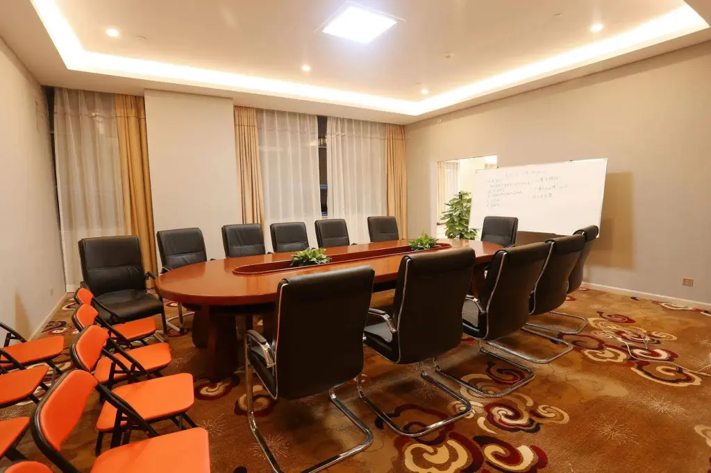 Гуанчжоу: Cheng Yue Selected Hotel Guangzhou Junye Nangang Branch