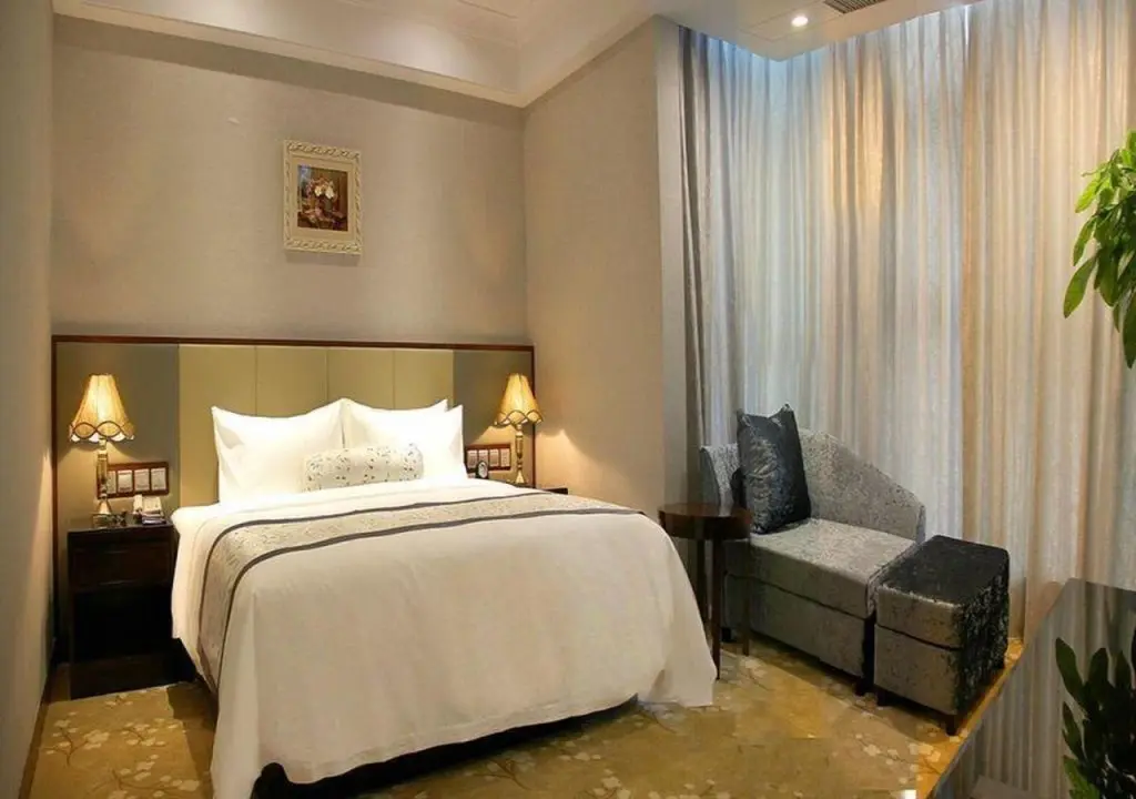 Циндао: Gloria Plaza Hotel Qingdao
