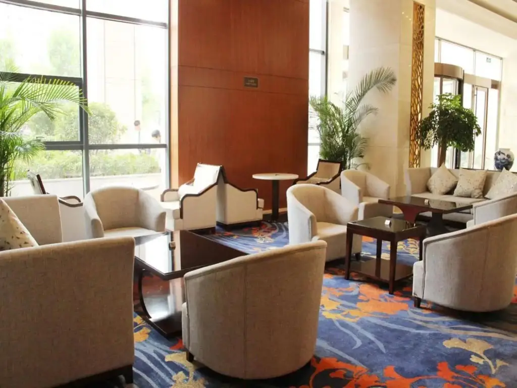 Циндао: Gloria Plaza Hotel Qingdao