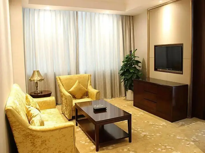 Циндао: Gloria Plaza Hotel Qingdao