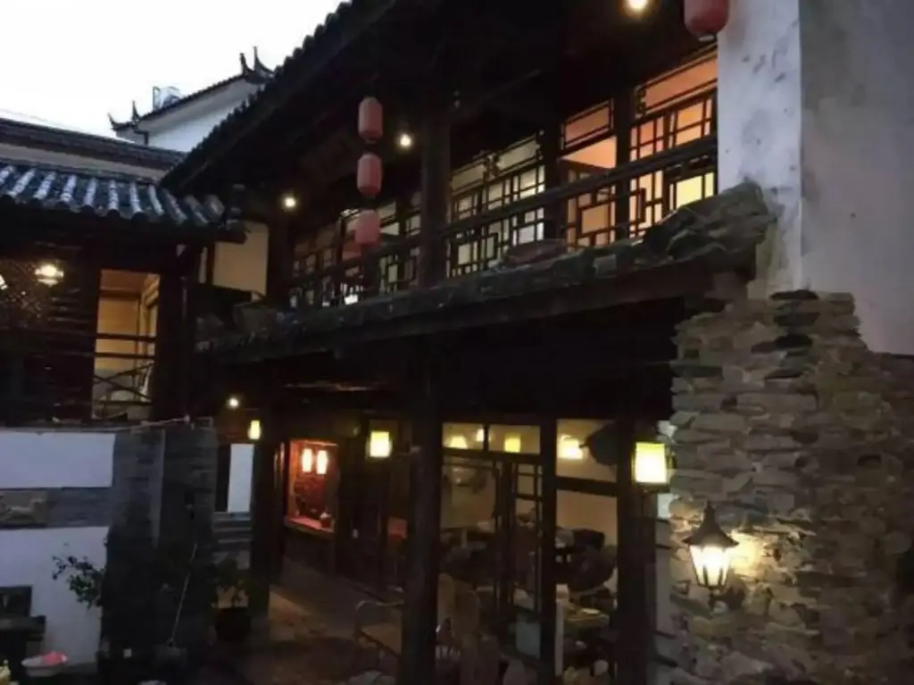 Лицзян: Shihong Inn
