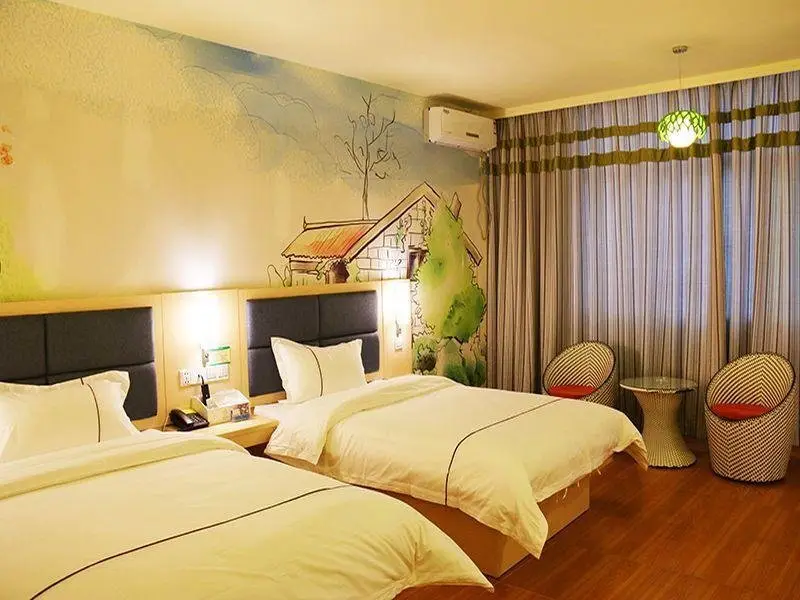 Дунгуань: 8 Inns Dongguan Liaobu Branch