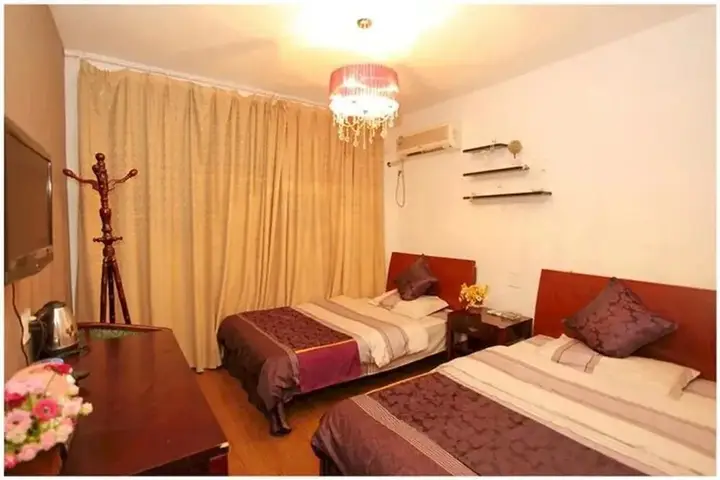 Цзясинь: Xitang Ruguo Inn