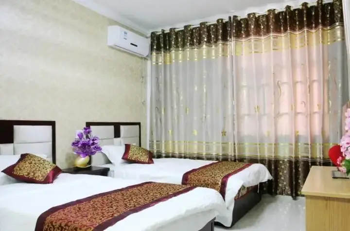 Цзясинь: Xitang Laoqianzhuang Hotel