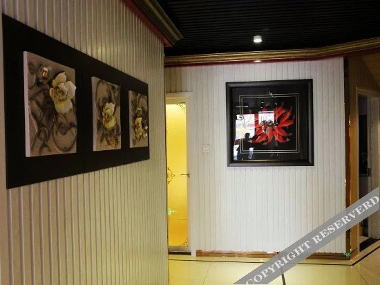 Циндао: Wanhao Business Hotel