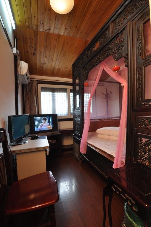 Цзясинь: Xitang Yinshuijing Inn
