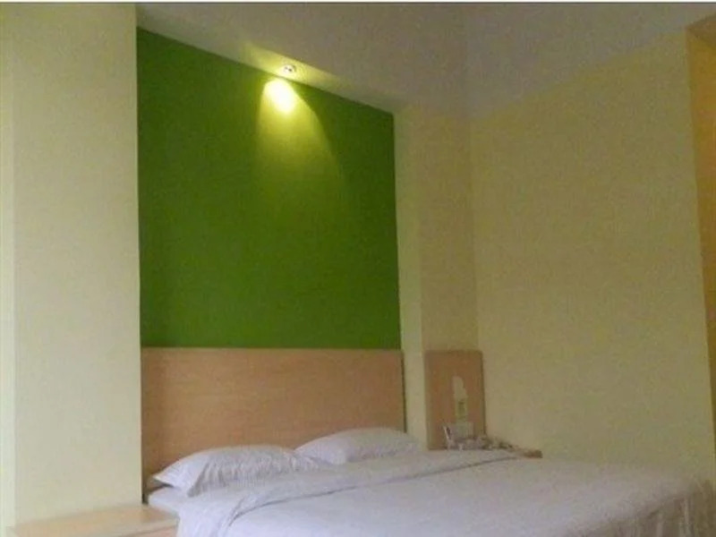 Дунгуань: 8 Inn Chashan - Dongguan