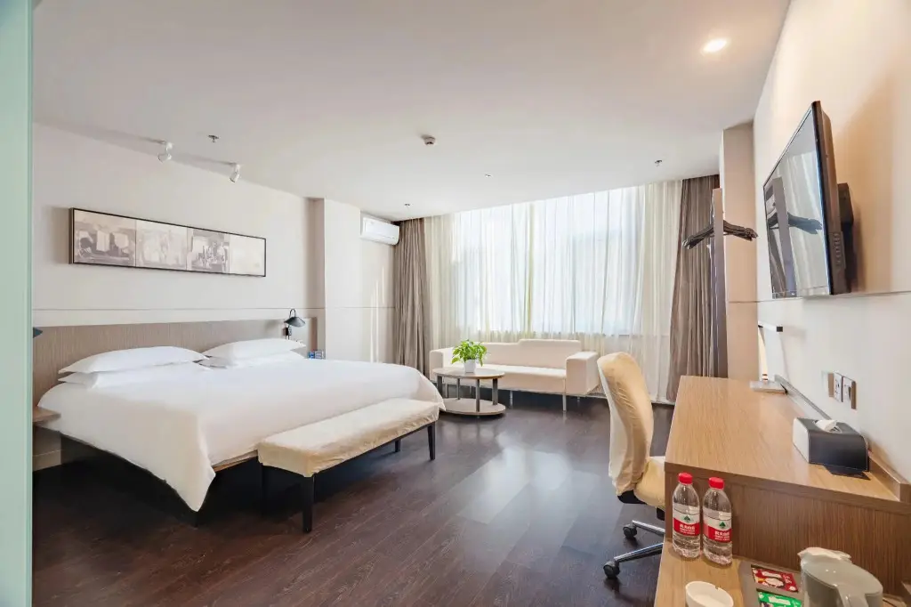 Циндао: Jinjiang Inn Select Qingdao Huangdao Boli Dongjiakou