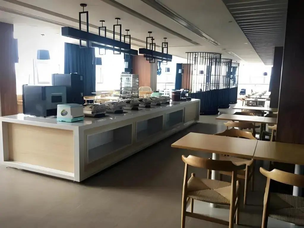 Циндао: Jinjiang Inn Select Qingdao Huangdao Boli Dongjiakou