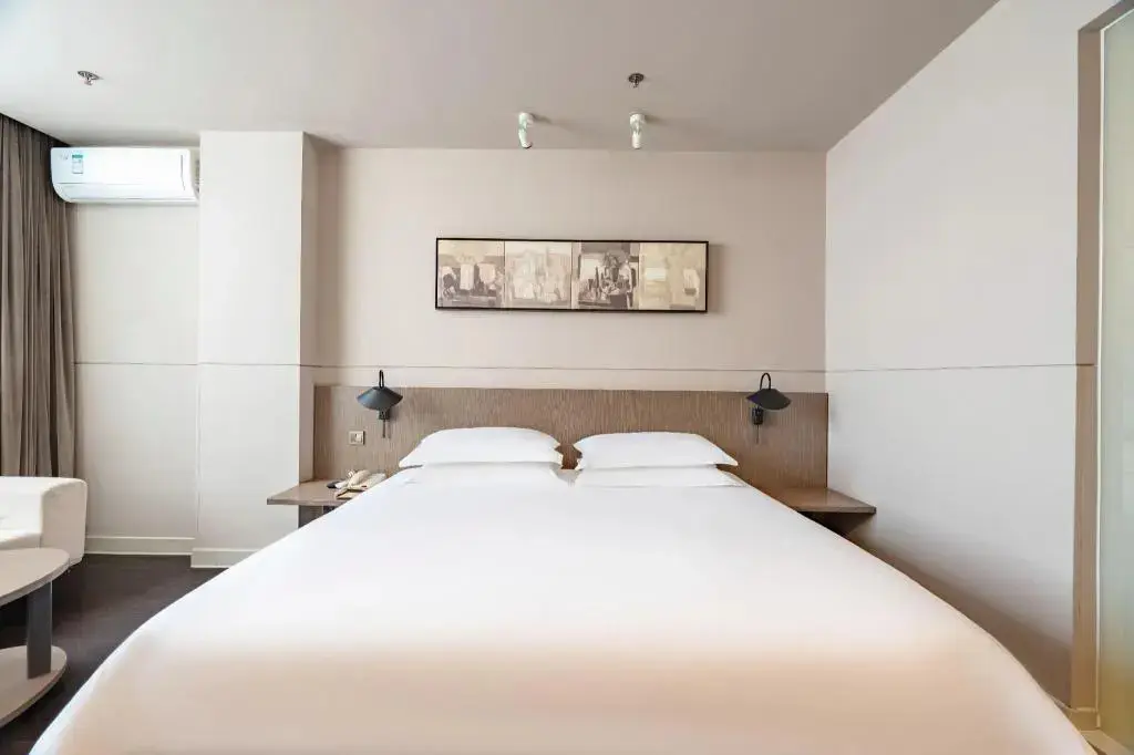 Циндао: Jinjiang Inn Select Qingdao Huangdao Boli Dongjiakou