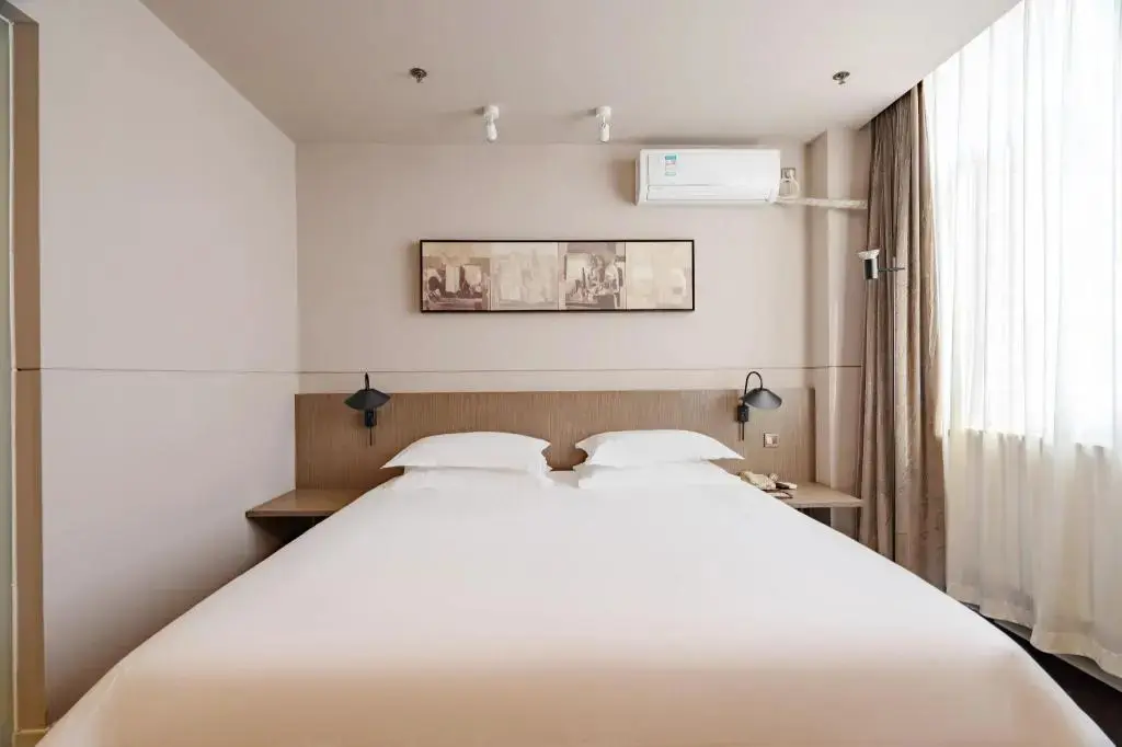 Циндао: Jinjiang Inn Select Qingdao Huangdao Boli Dongjiakou