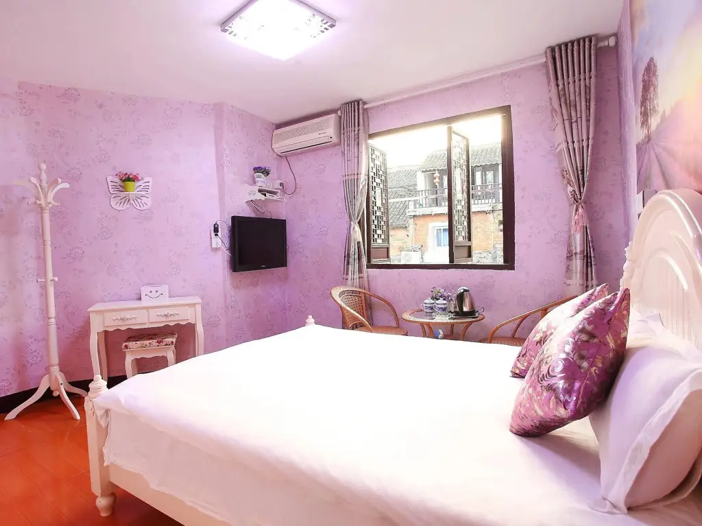 Цзясинь: Xitang Yiyuan Theme Inn
