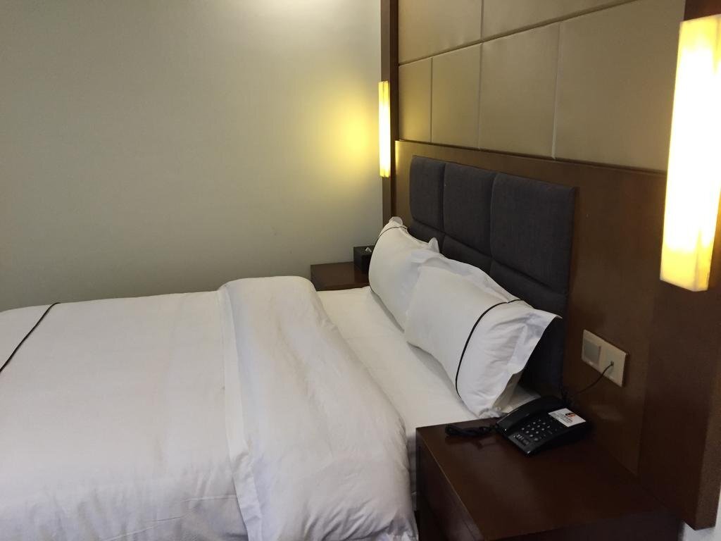 Гуанчжоу: 8 Inns Guangzhou Zengcheng Plaza Branch