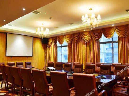 Дунгуань: Guangyuan Hotel (Yellow River Fashion City Shop, Humen Pedestrian Street, Dongguan)