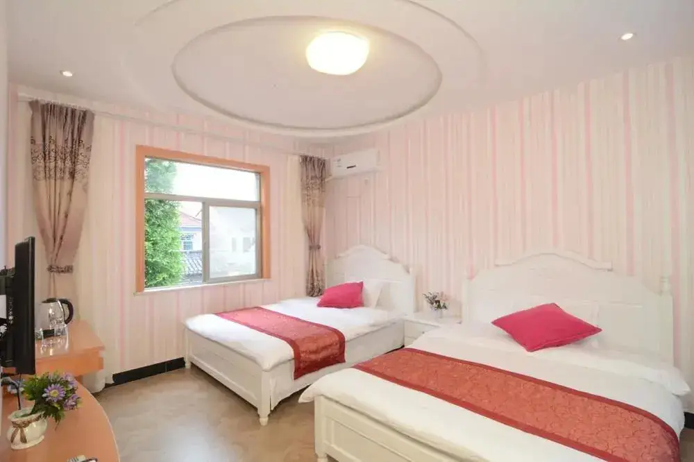 Цзясинь: Biyun Garden Inn