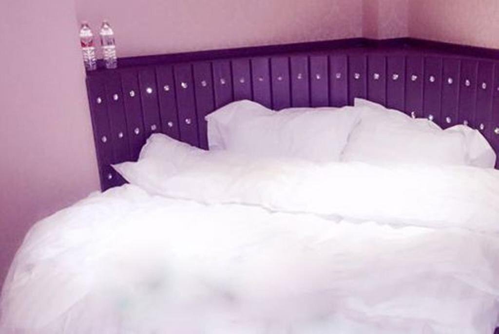 Фушунь: Aichao Holiday Inn
