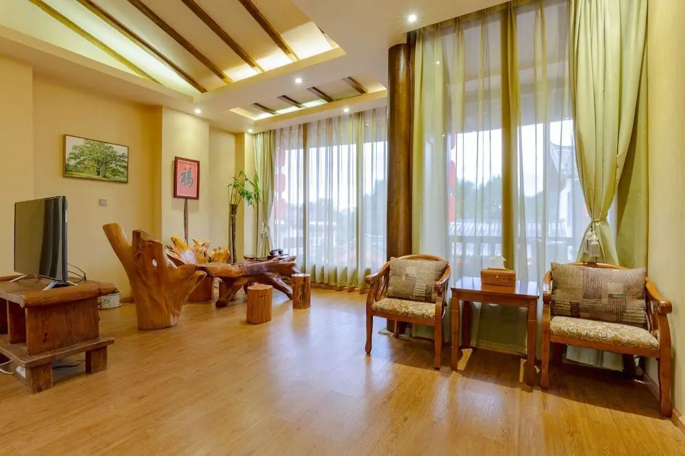 Лицзян: Xiyue Feng Shui Health and Wellness Inn