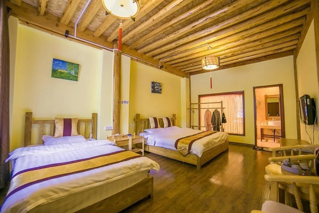Лицзян: Xiyue Feng Shui Health and Wellness Inn