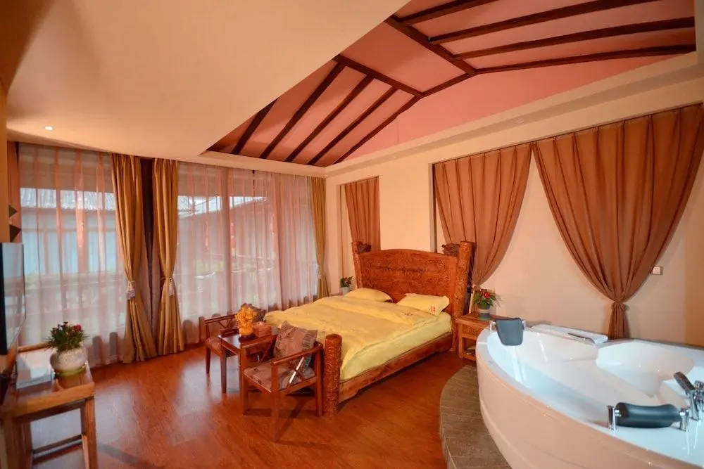 Лицзян: Xiyue Feng Shui Health and Wellness Inn