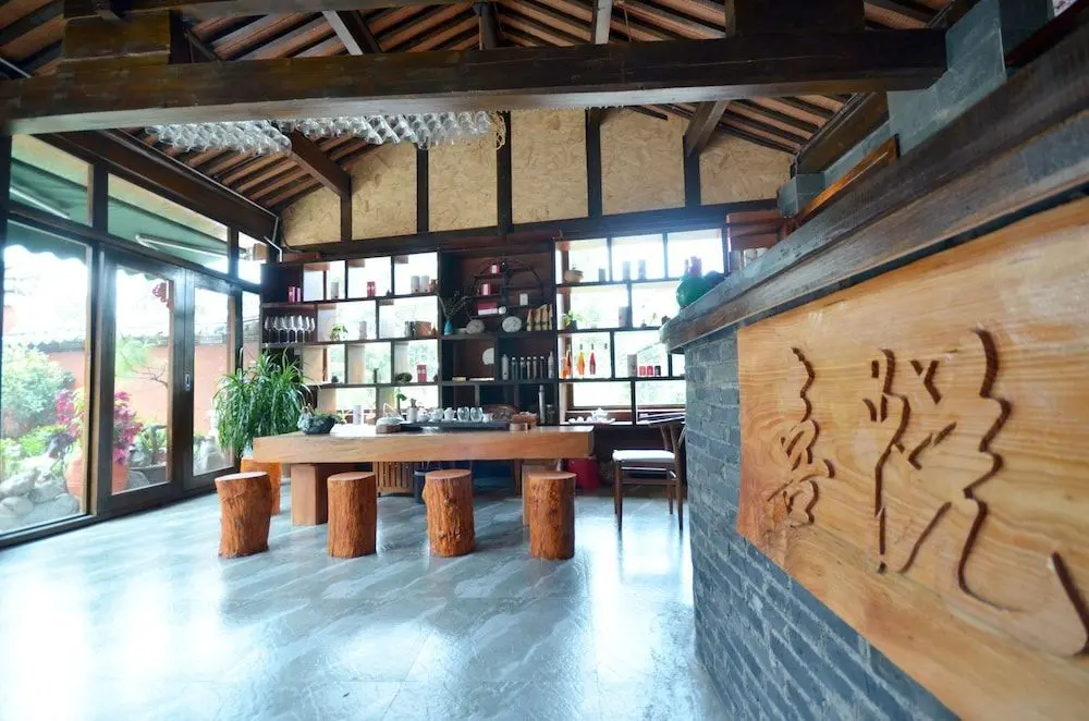Лицзян: Xiyue Feng Shui Health and Wellness Inn