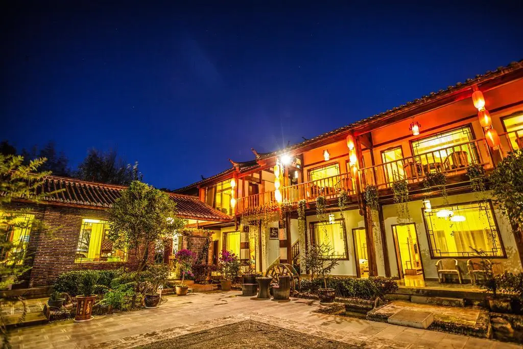Лицзян: Xiyue Feng Shui Health and Wellness Inn