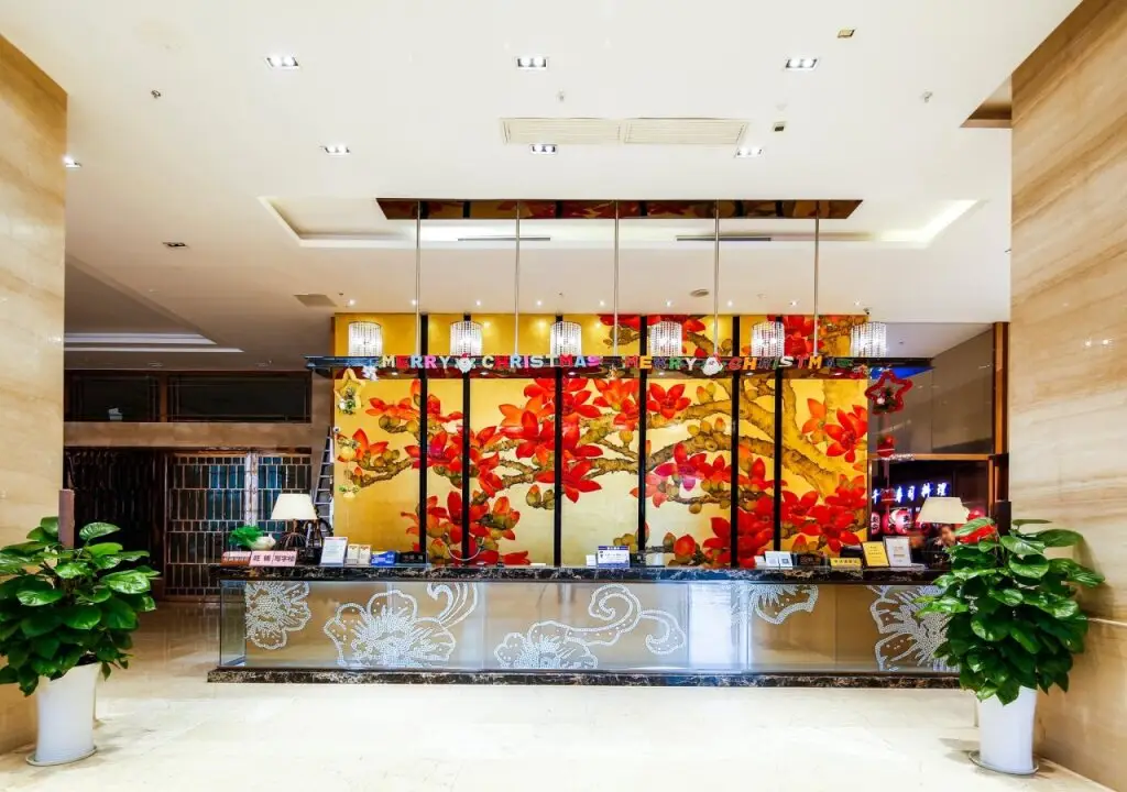 Liang Fan Holiday Inn — фото 1
