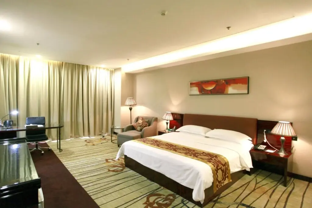 Гуанчжоу: Liang Fan Holiday Inn