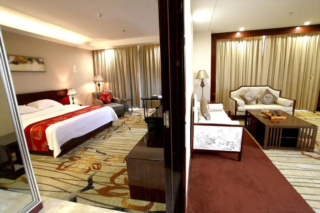 Гуанчжоу: Liang Fan Holiday Inn