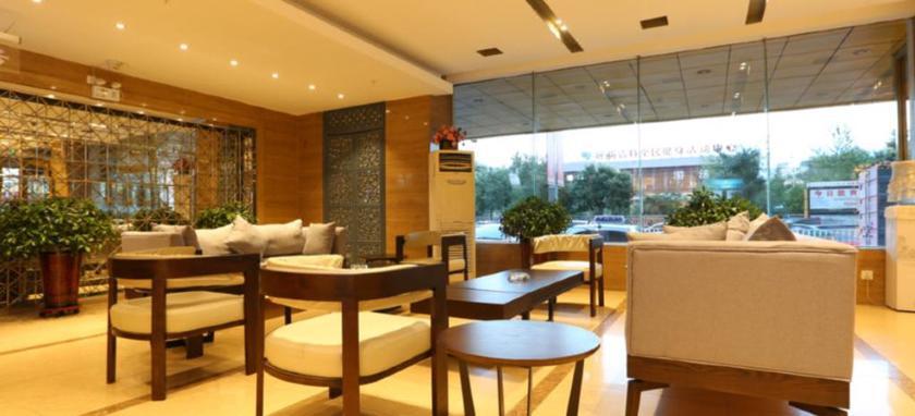 Хух-Хото: Jinyi Chain Hotel Hohhot Zhandong Road Moore City