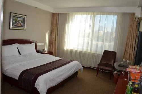 Хух-Хото: Jinyi Chain Hotel Hohhot Zhandong Road Moore City