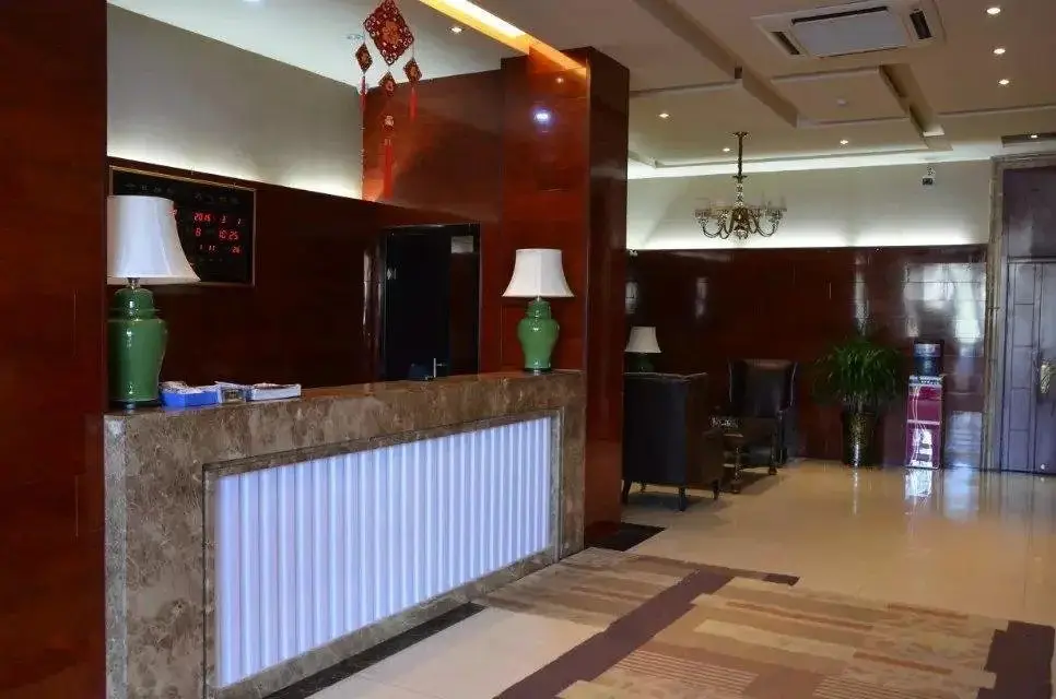 Хух-Хото: Jinyi Hotel Hohhot Shiyangqiao Jikong Zhongxin