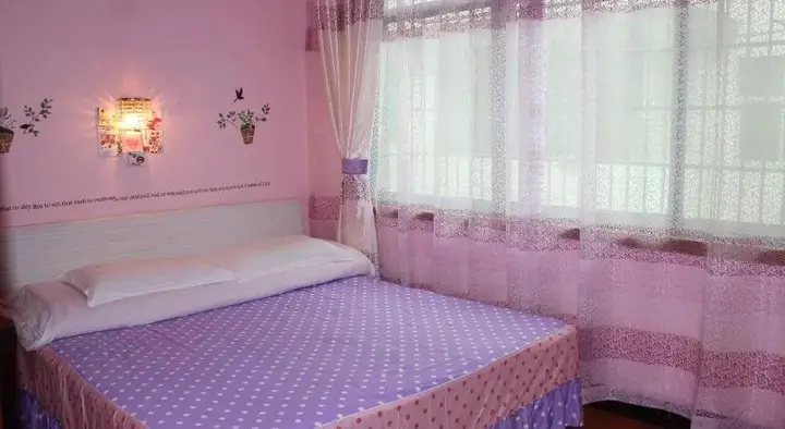 Чжанцзяцзе: My Yijia Inn