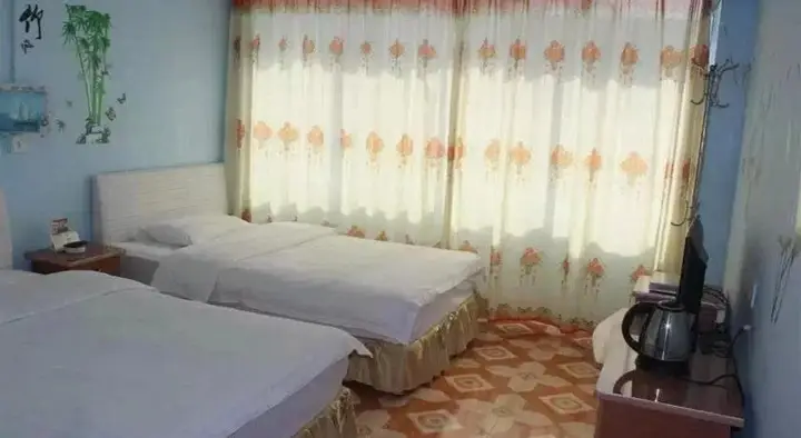 Чжанцзяцзе: My Yijia Inn