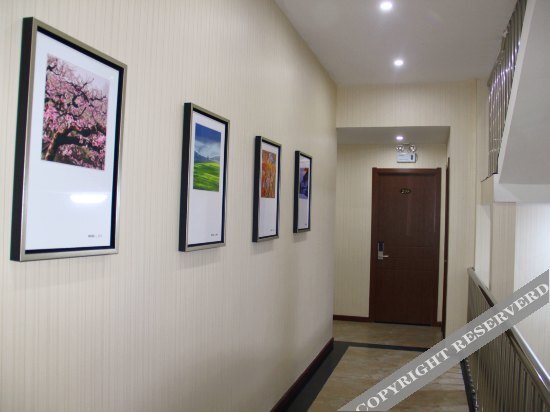 Даньдун: Xifuhui Business Hotel