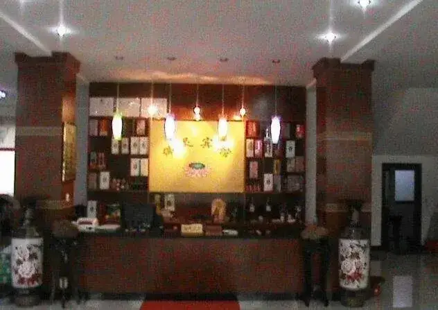 Чичжоу: Jiuhuashan Foling Hotel