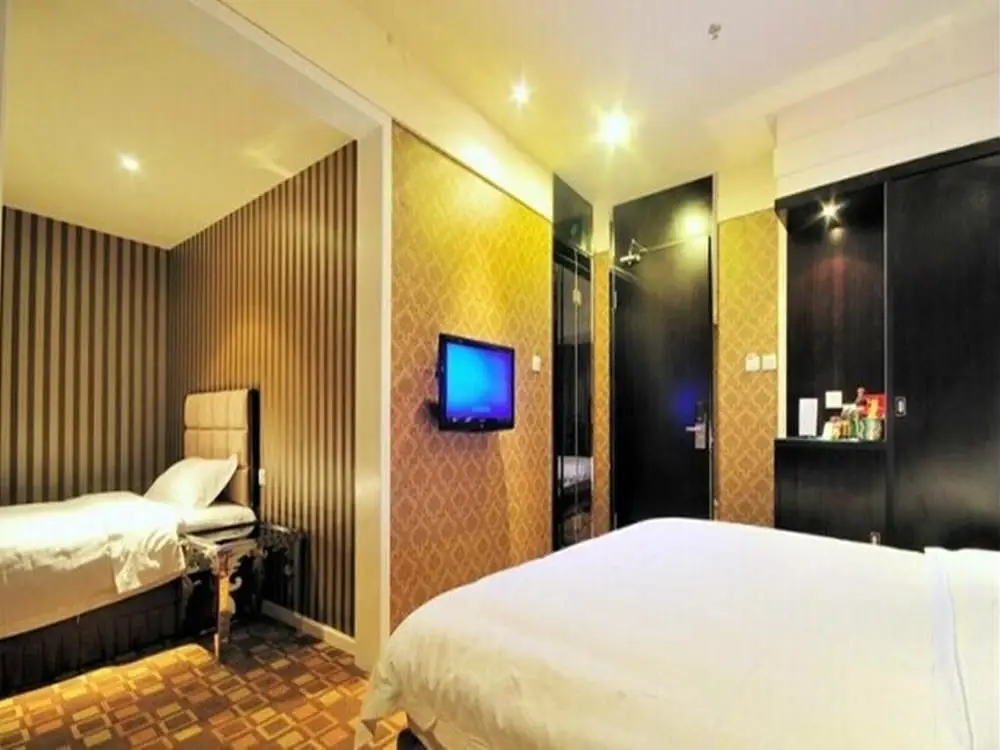 Totem Impression Hotel Wuhou Branch — фото 1