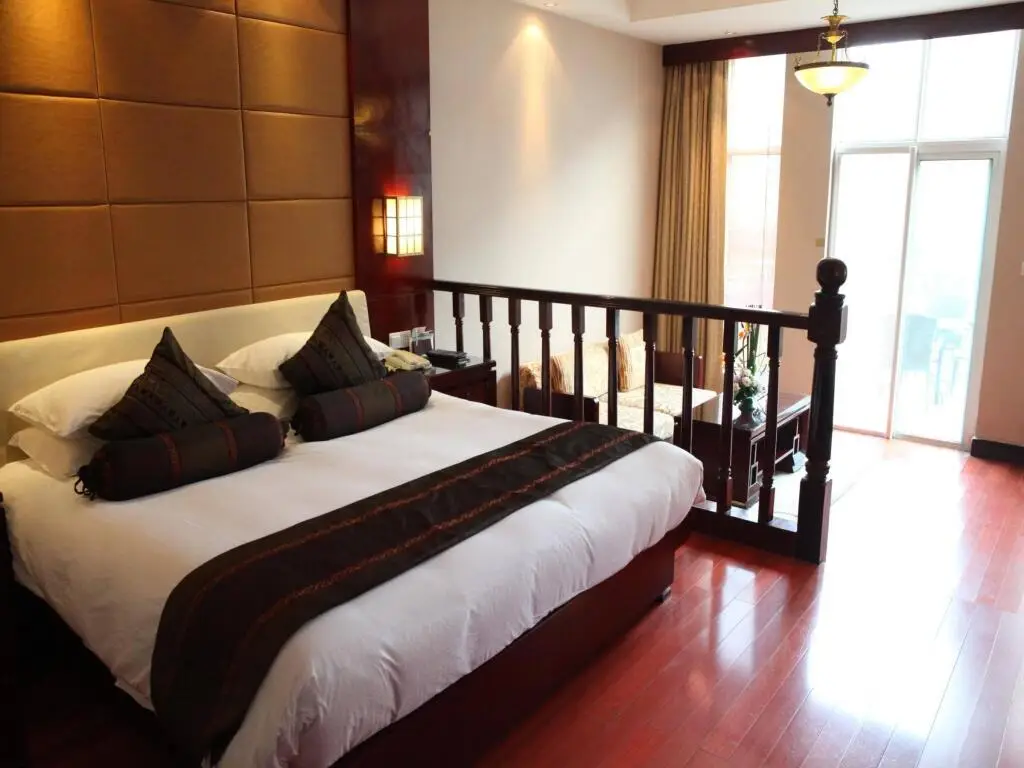 Ханчжоу: West Lake Hillview International