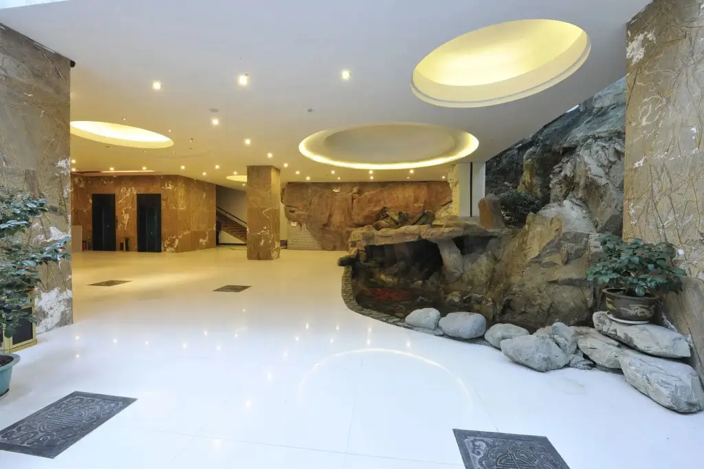 Huangshan Zhongrui Huayi Hotel — фото 1